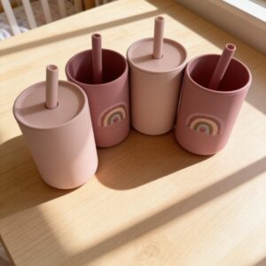 Vaso Infantil de Silicona con Sorbete – Diseño Arcoíris